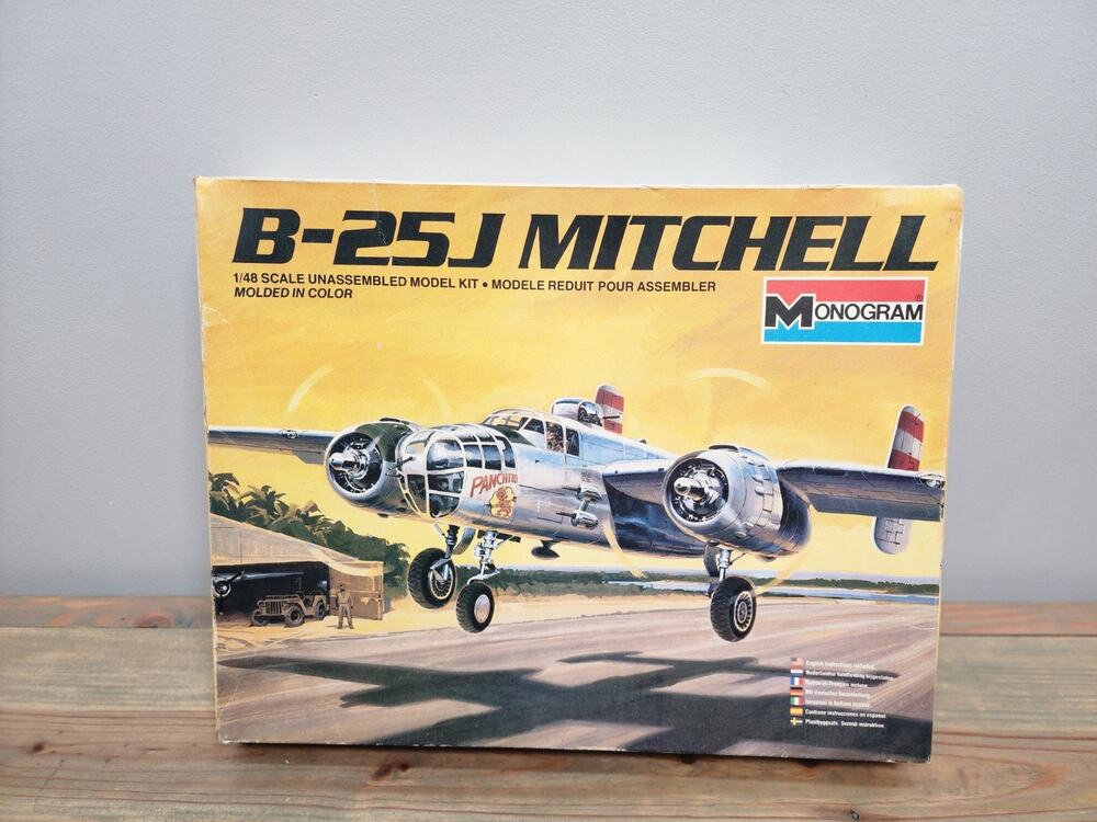 B-25J Mitchell Plane 1/48 Scale MONOGRAM Model Kit NEW Unbuilt